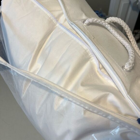 New The Company Store Legends Hotel Best Down Queen Pillow 75% Down Firm Density - Picture 11 of 14